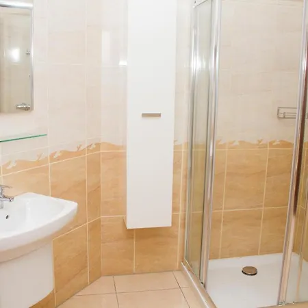 Oda ve Kahvaltı Gran Sol